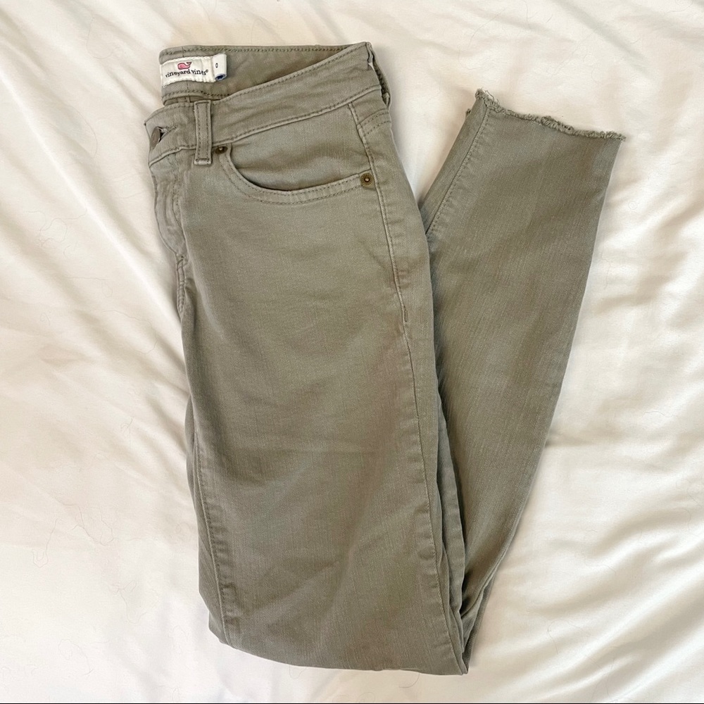 Vineyard Vines Sage Green Skinny Jeans Raw Hem Size 0. Y2K